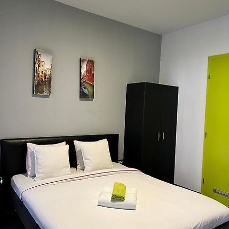 Himalayan Hostel Zagrzeb Zewnętrze zdjęcie