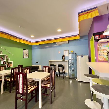 Himalayan Hostel Zagrzeb Zewnętrze zdjęcie