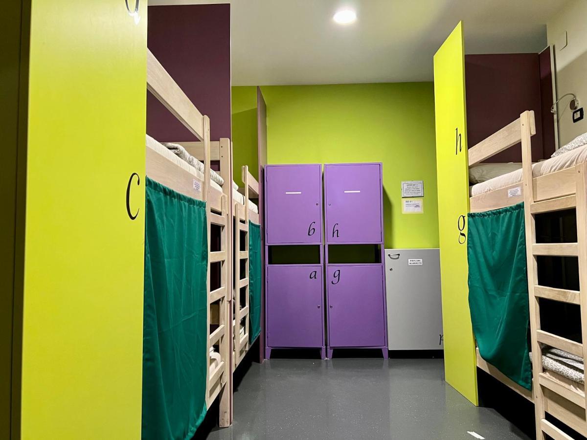 Himalayan Hostel Zagrzeb Zewnętrze zdjęcie