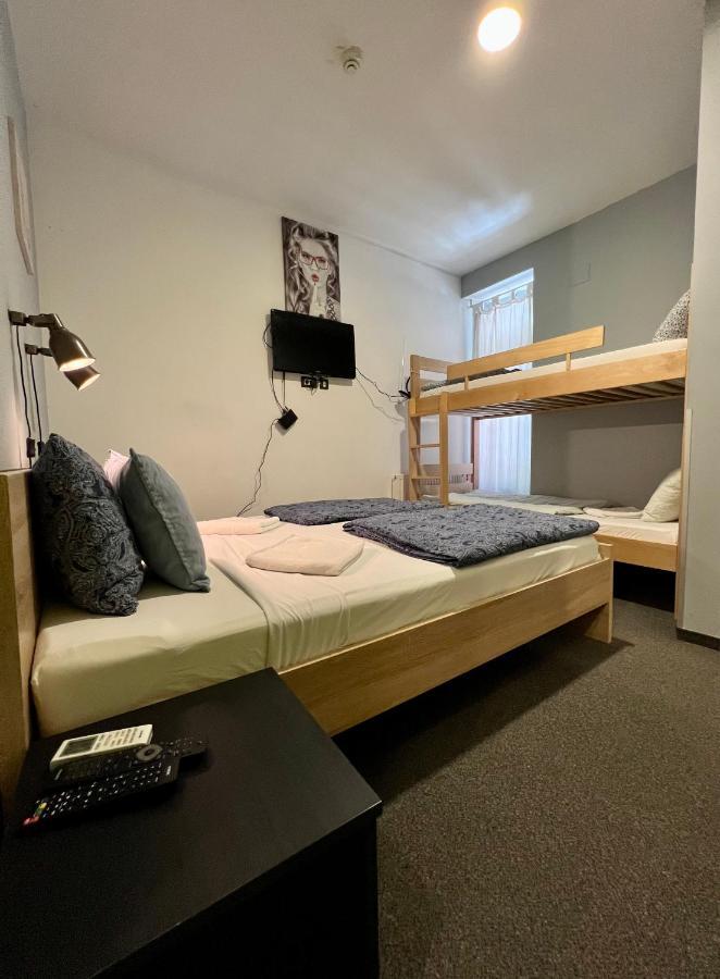 Himalayan Hostel Zagrzeb Zewnętrze zdjęcie