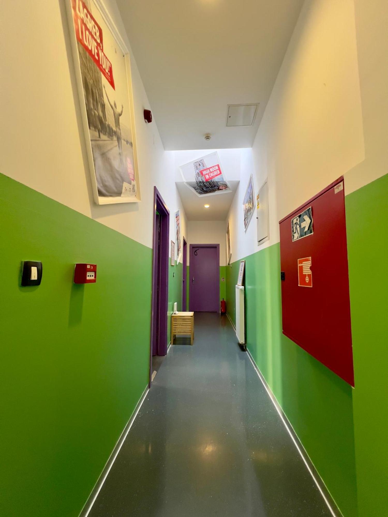 Himalayan Hostel Zagrzeb Zewnętrze zdjęcie